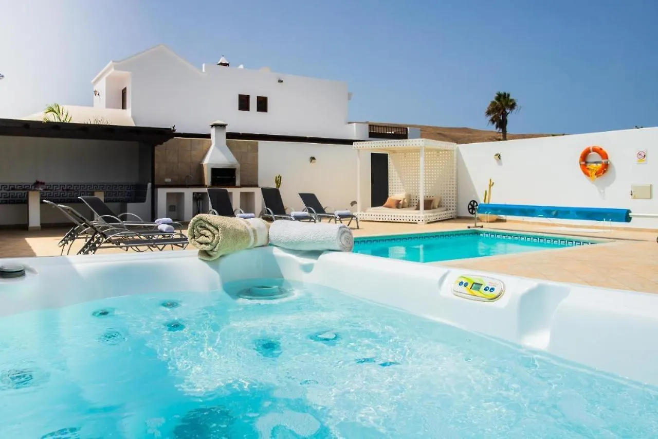 Villa Maday May Playa Blanca